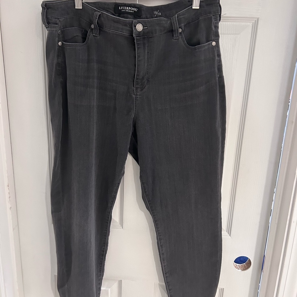 Liverpool Los Angeles “The Skinny” Jeans in Charcoal Gray